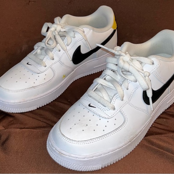 NIKE AIR FORCE 1 LOW - Picture 2 of 8